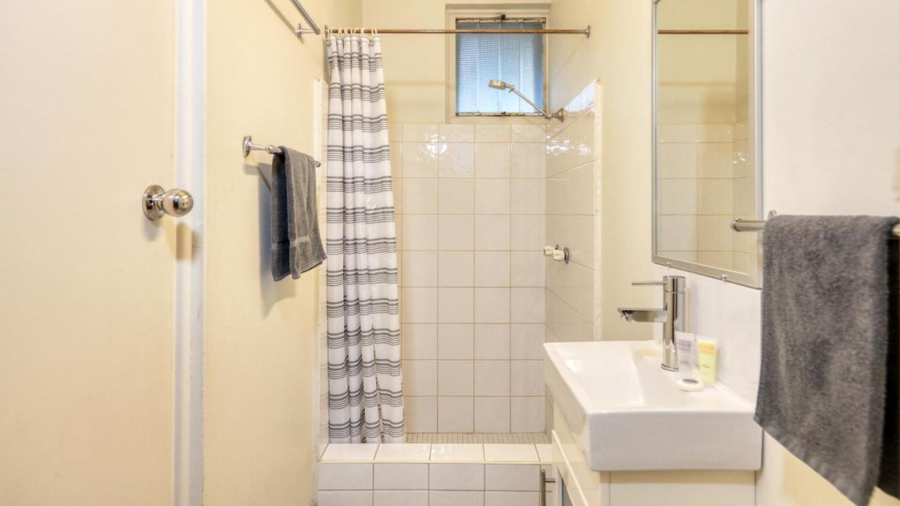 Hamilton Hume Motor Inn Ясс Экстерьер фото